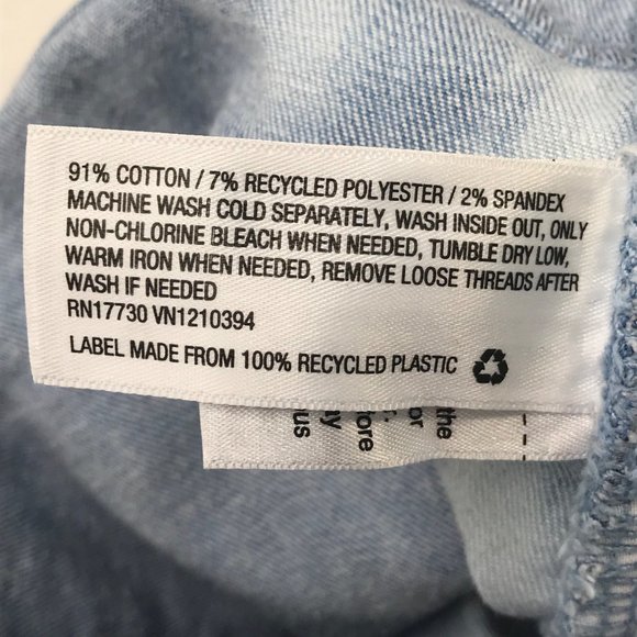 Universal Thread Women's Size 2 High Rise Midi Short Blue Denim Light Acid Wash - Picture 7 of 16